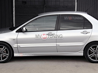 Пороги "SPORT 2.0" Mitsubishi Lancer 9 IX (2003-2009) + УСТАНОВОЧНЫЙ КОМПЛЕКТ
